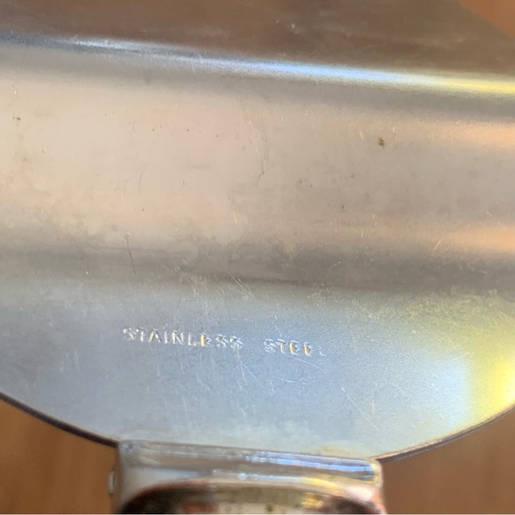 Vintage Cake Pie Knife Server Butterscotch Bakelite Handle - Picture 12 of 12